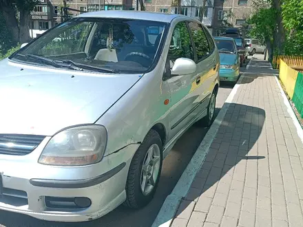 Nissan Almera Tino 2001 года за 2 000 000 тг. в Караганда – фото 16