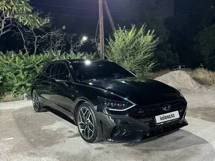 Hyundai Sonata 2021 года за 13 000 000 тг. в Алматы – фото 2