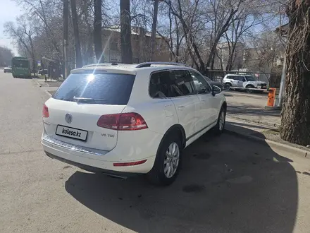 Volkswagen Touareg 2011 года за 10 500 000 тг. в Алматы