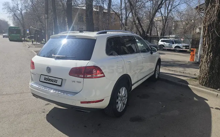 Volkswagen Touareg 2011 года за 10 500 000 тг. в Алматы