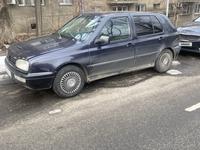 Volkswagen Golf 1995 годаfor800 000 тг. в Алматы