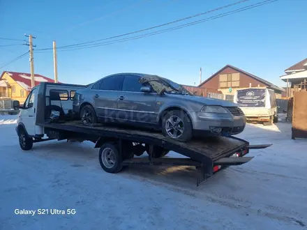 Volkswagen Passat 2001 года за 1 400 000 тг. в Астана – фото 3