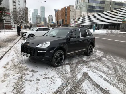 Porsche Cayenne 2008 года за 4 950 000 тг. в Астана – фото 2