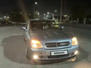Opel Vectra, 2004