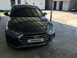 Hyundai Elantra 2017 годаүшін8 700 000 тг. в Жаркент – фото 3