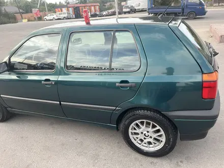 Volkswagen Golf 1994 года за 1 750 000 тг. в Ават (Енбекшиказахский р-н) – фото 2