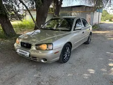 Hyundai Elantra, 2002