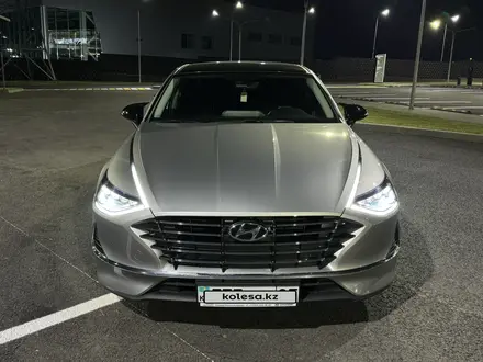 Hyundai Sonata 2022 года за 12 500 000 тг. в Алматы – фото 16