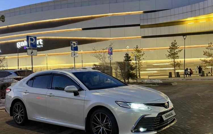 Toyota Camry — миниатюра 2