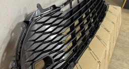 Решетка в бампер на TOYOTA CAMRY за 195 000 тг. в Алматы – фото 3