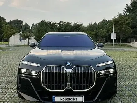 BMW 740 2024 года за 53 700 000 тг. в Астана