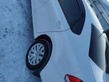 Volkswagen Polo 2013 года за 3 000 000 тг. в Атырау – фото 2