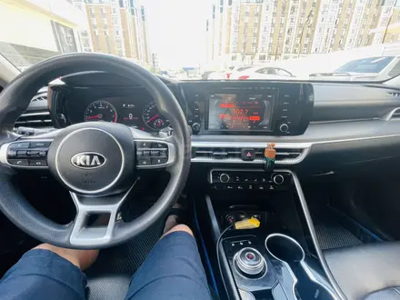 Kia K5 2021 года за 10 300 000 тг. в Караганда – фото 4