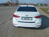 Hyundai Accent 2018 года за 6 800 000 тг. в Уральск – фото 3