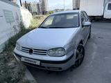 Volkswagen Golf 2003 года за 1 400 000 тг. в Алматы