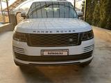 Land Rover Range Rover 2018 годаүшін40 000 000 тг. в Алматы – фото 2