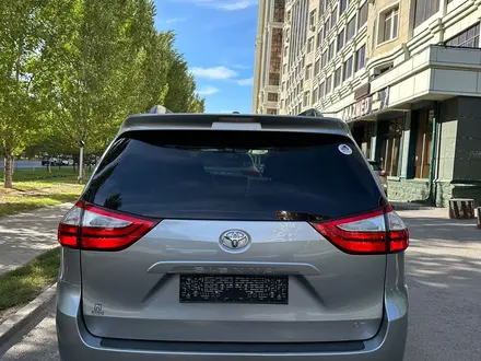 Toyota Sienna 2015 года за 13 000 000 тг. в Кокшетау