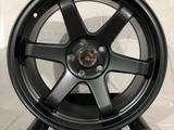 TE37 R18 8J 5x114, 3 ET35 73, 1 Dark Matt Gray за 340 000 тг. в Алматы