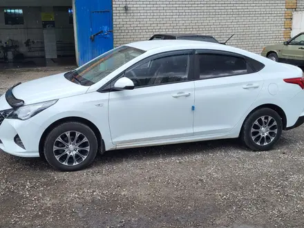 Hyundai Accent 2020 года за 6 200 000 тг. в Семей – фото 4