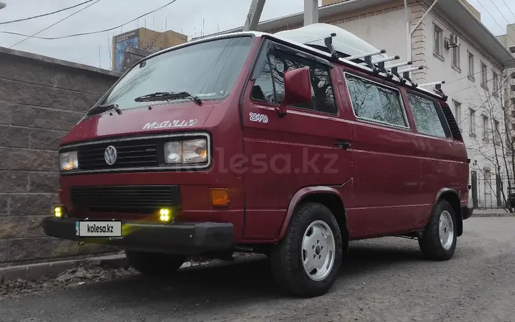 Volkswagen Multivan 1990 года за 5 000 000 тг. в Астана