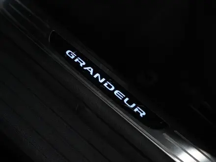 Hyundai Grandeur 2012 года за 7 800 000 тг. в Тараз – фото 28