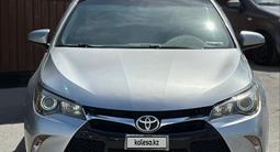 Toyota Camry 2015 года за 6 000 000 тг. в Актау – фото 2