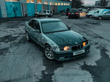 BMW 320 1990 года за 1 000 000 тг. в Алматы – фото 2