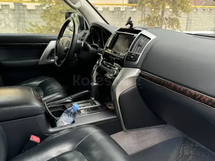 Toyota Land Cruiser 2015 года за 27 000 000 тг. в Алматы – фото 8