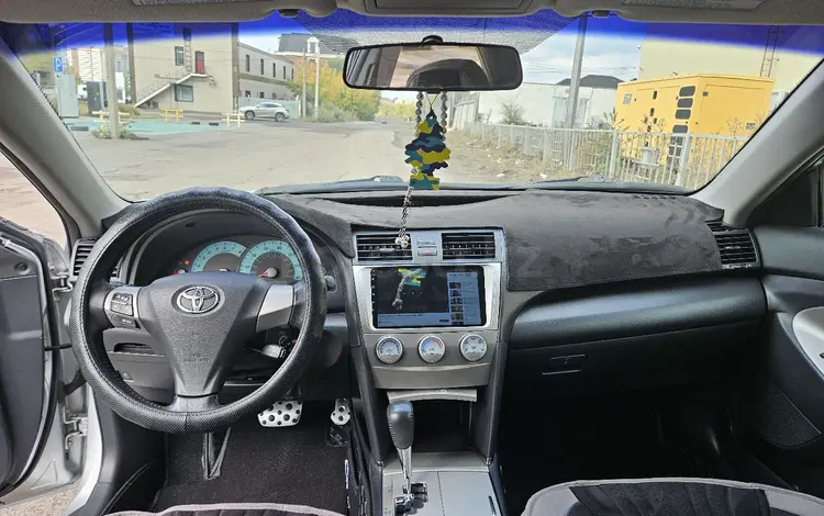 Toyota Camry 2011 года за 6 500 000 тг. в Караганда