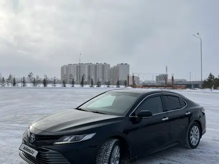 Toyota Camry 2019 года за 13 700 000 тг. в Астана – фото 11