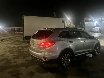 Hyundai Santa Fe 2018 года за 13 000 000 тг. в Караганда – фото 15