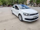 Volkswagen Polo 2015 года за 3 450 000 тг. в Атырау – фото 2