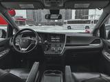 Минивэн Toyota Sienna! Выезд РК! Без водителя! в Астана – фото 4