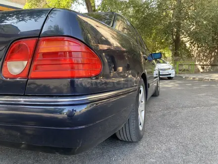 Mercedes-Benz E 280 1998 года за 2 700 000 тг. в Астана – фото 5