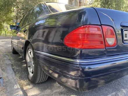 Mercedes-Benz E 280 1998 года за 2 700 000 тг. в Астана – фото 7