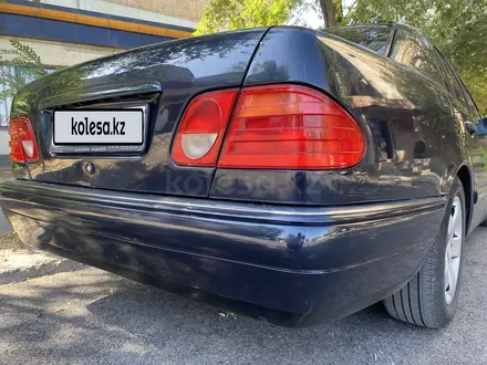 Mercedes-Benz E 280 1998 года за 2 700 000 тг. в Астана – фото 6