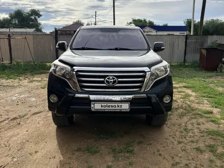 Toyota Land Cruiser Prado 2014 года за 16 500 000 тг. в Атырау