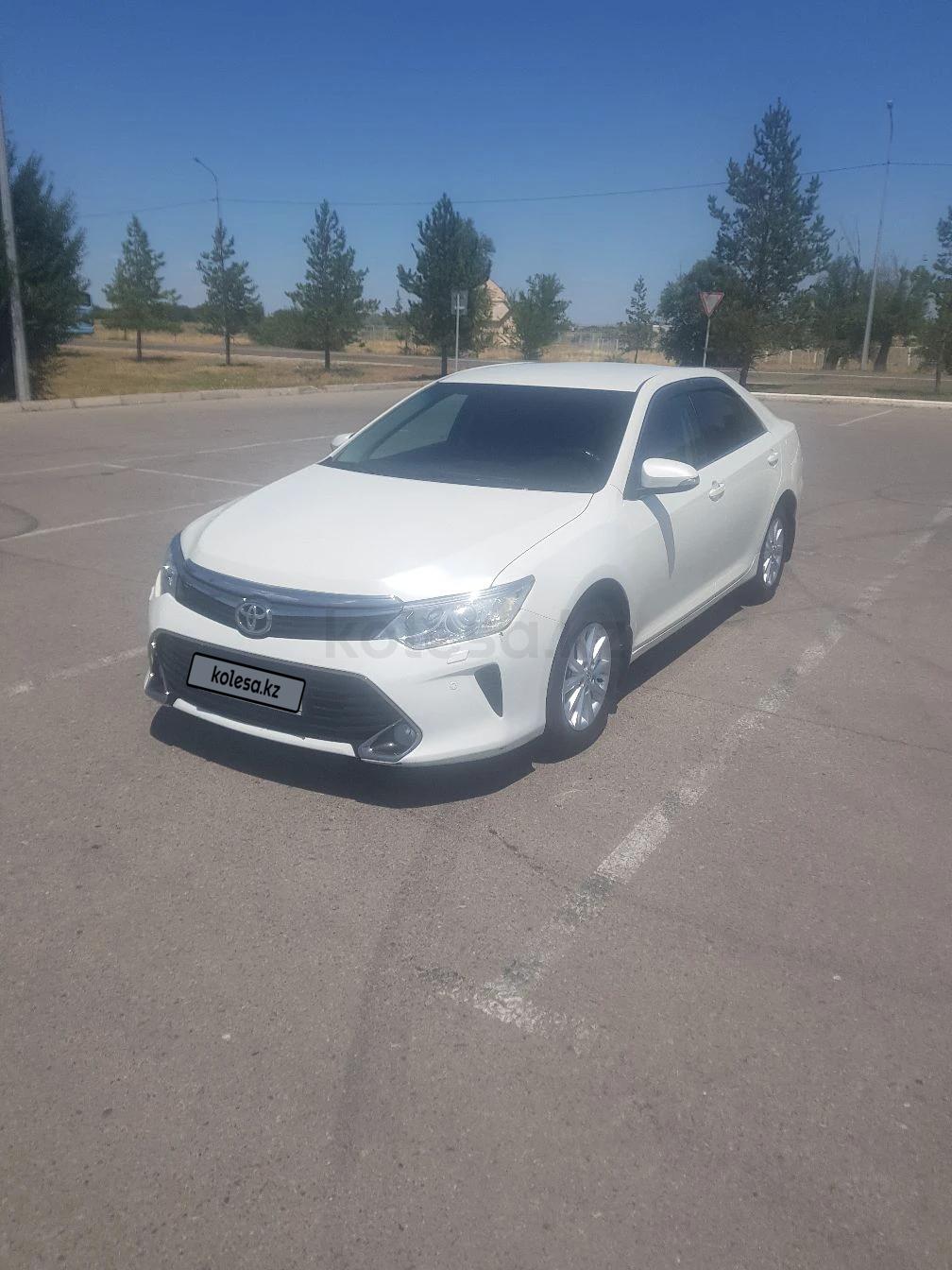 Toyota Camry 2016 г.