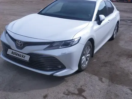 Toyota Camry 2021 года за 16 700 000 тг. в Караганда – фото 3