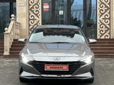 Hyundai Elantra 2021 годаfor9 790 000 тг. в Шымкент – фото 2