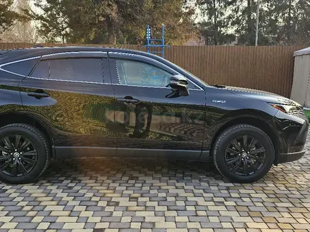 Toyota Venza 2021 года за 16 200 000 тг. в Алматы