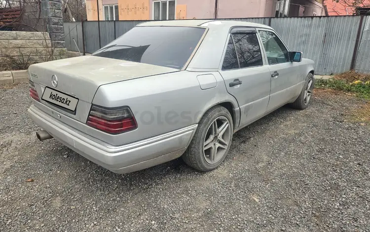 Mercedes-Benz E 280 1995 годаүшін2 800 000 тг. в Алматы