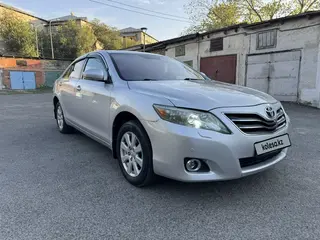 Toyota Camry, 2011