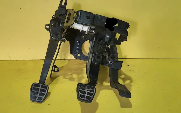 Педальный узел педали в сборе гольф 3 за 12 000 тг. в Караганда