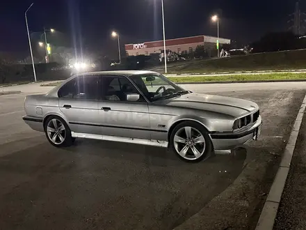 BMW 520 1995 года за 2 000 000 тг. в Актобе – фото 3