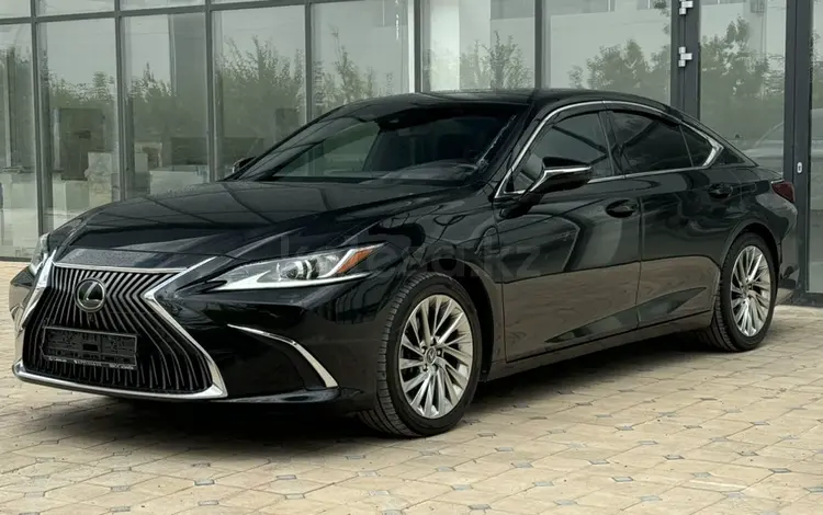 Lexus ES 350 2019 годаfor27 000 000 тг. в Туркестан