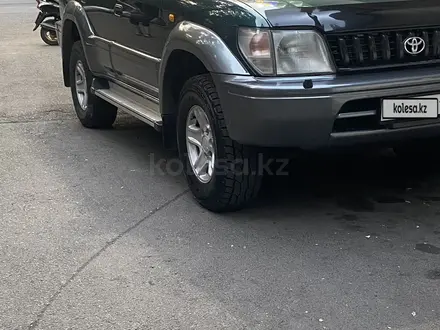 Toyota Land Cruiser Prado 1999 года за 8 200 000 тг. в Алматы – фото 3