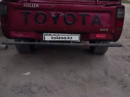 Toyota Hilux 2000 года за 2 100 000 тг. в Алматы – фото 2