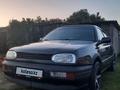 Volkswagen Golf 1994 годаүшін1 400 000 тг. в Уральск