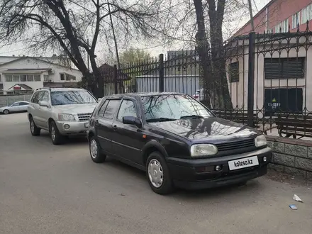 Volkswagen Golf 1993 года за 1 550 000 тг. в Алматы